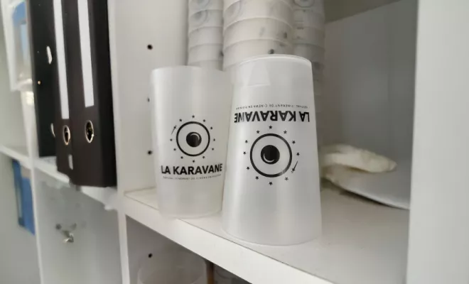 Création de logo pour "LA KARAVANE", Rennes, HD Graphisme
